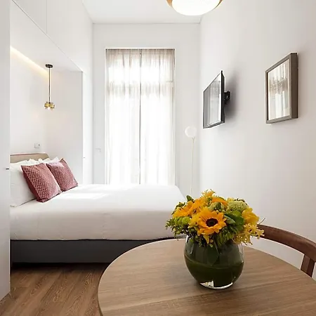 Lsa Chiado Emenda By Numa מלון 4*