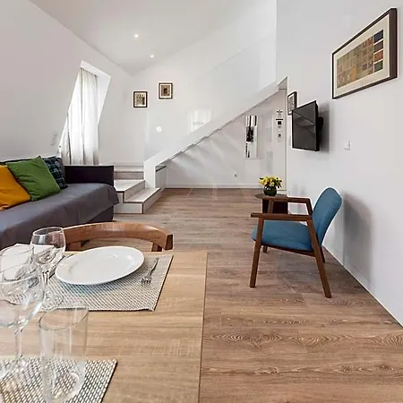 Lsa Chiado Emenda By Numa 4* Лиссабон